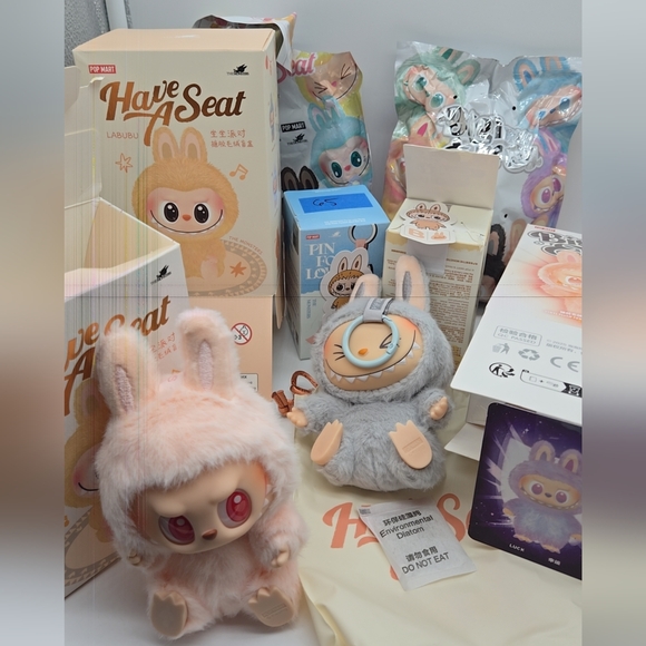 POPMART HAVE A SEAT LABUBU - confirmed DADA - Reserved for @christinacha177 - Picture 2 of 3